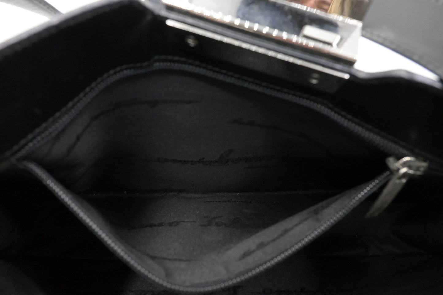 Ferragamo Shoulder Bag in Black Leather