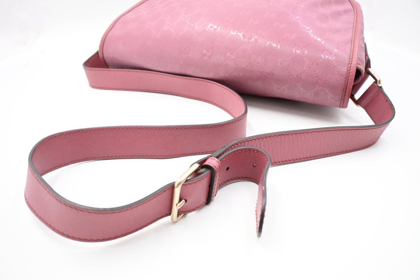 Gucci Small Messenger Bag in Pink Imprime Canvas