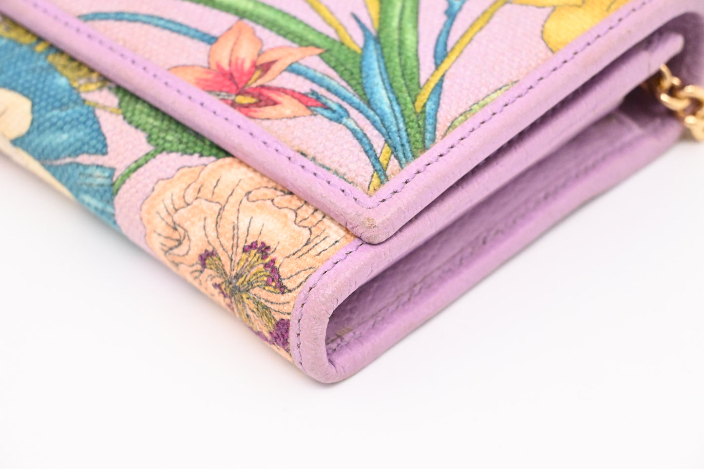 Gucci Flora Wallet on Chain in Lavender Canvas