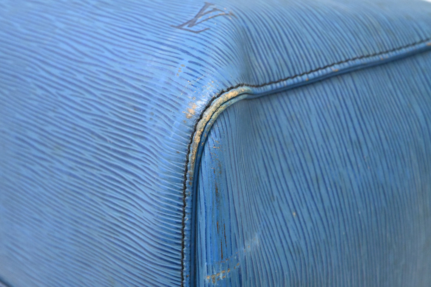 Louis Vuitton Keepall 55 in Blue Epi Leather