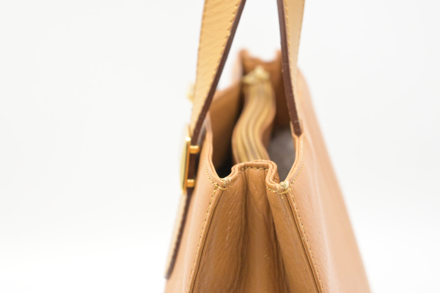 Burberry Handbag in Dark Yellow Leather