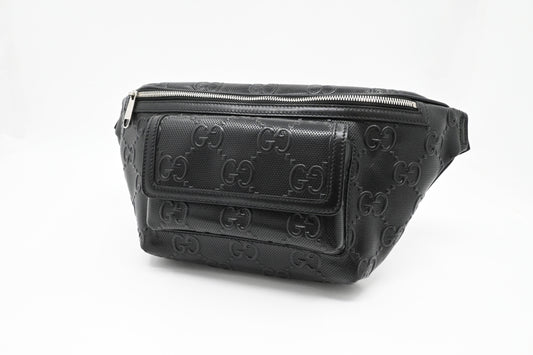 Gucci Bumbag in Black Guccissima Leather