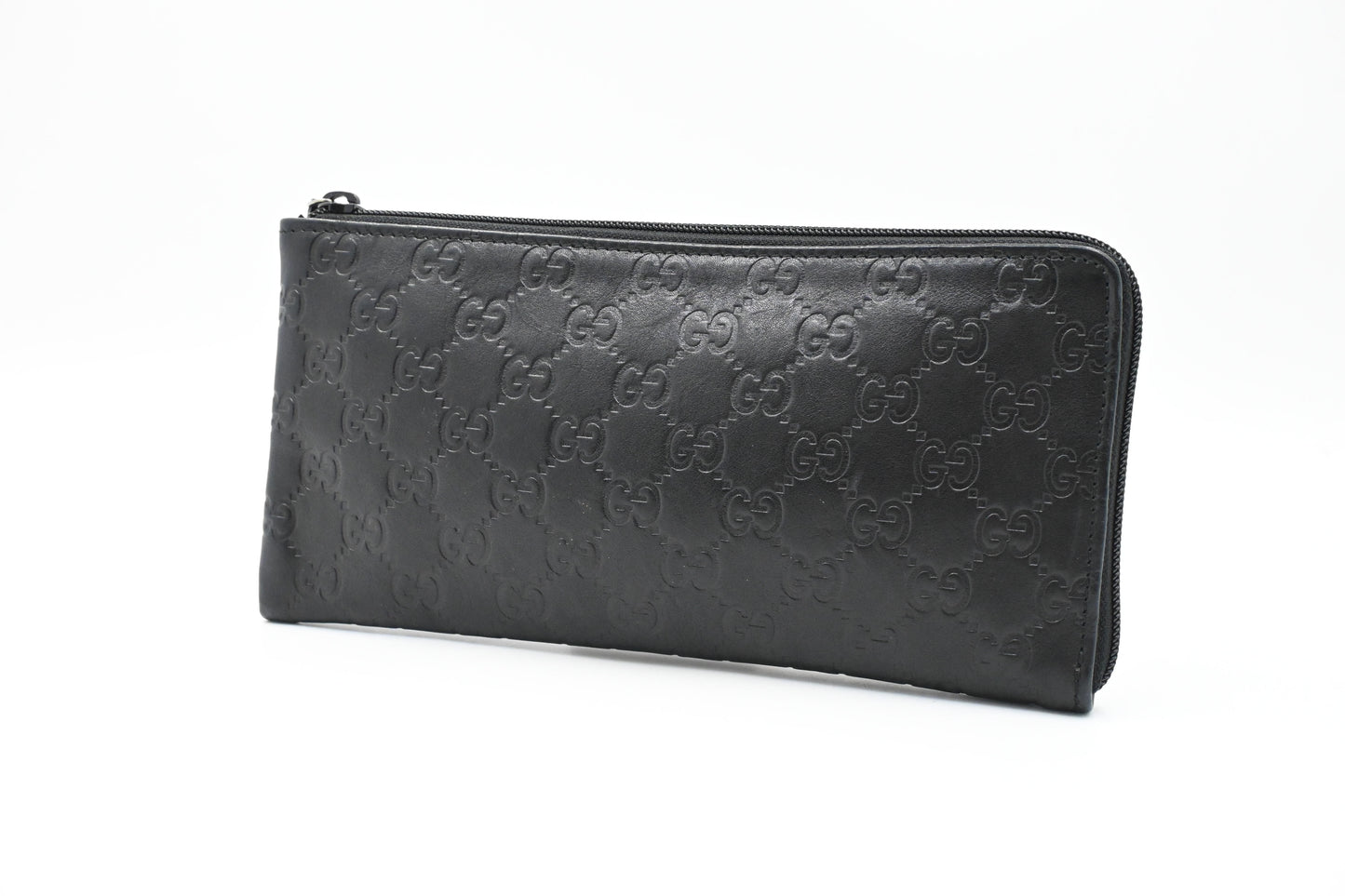 Gucci Pouch in Black Guccissima Leather