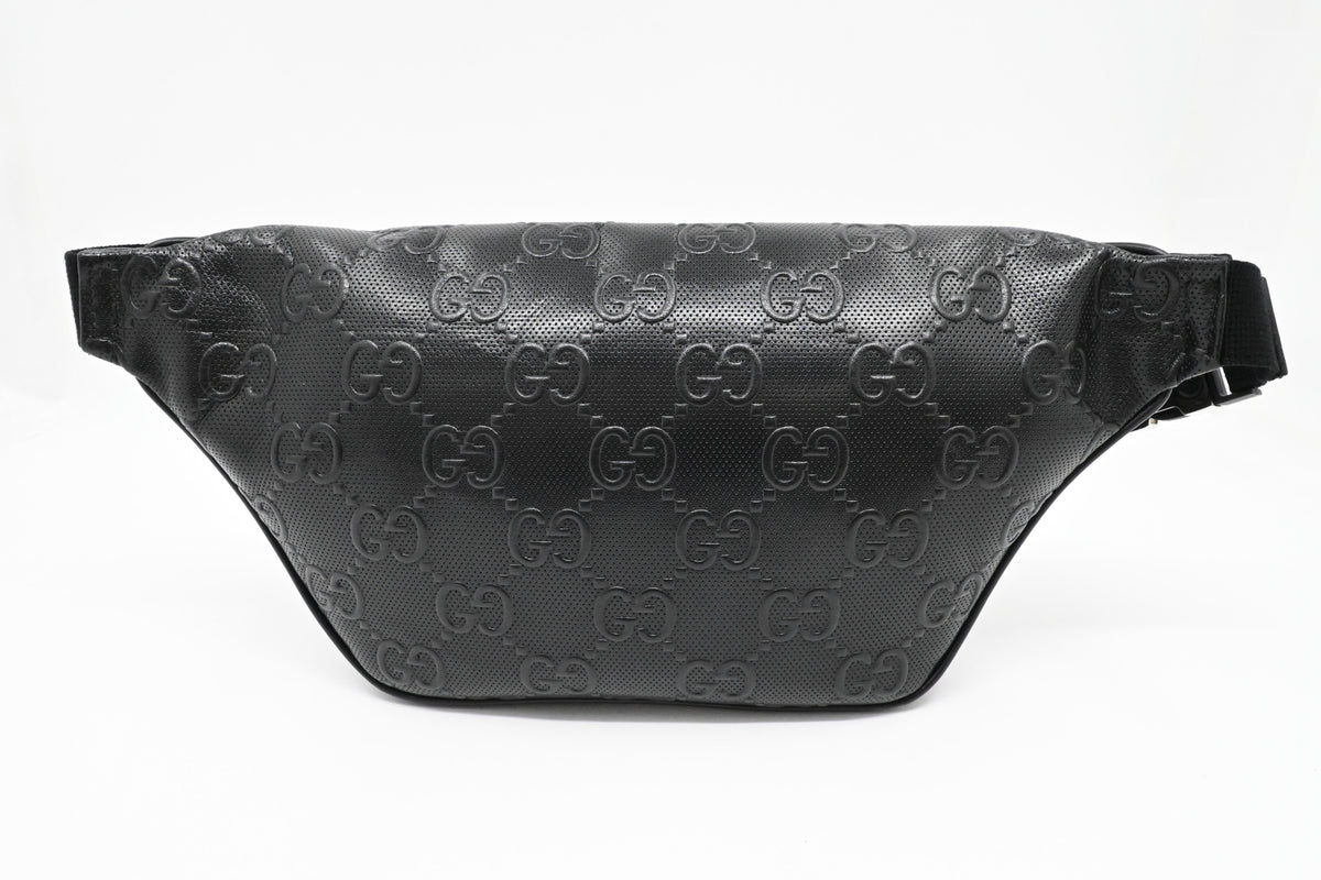 Gucci Bumbag in Black Guccissima Leather