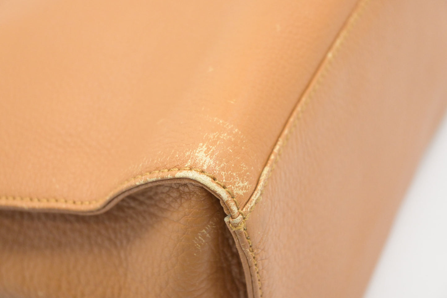Burberry Handbag in Dark Yellow Leather