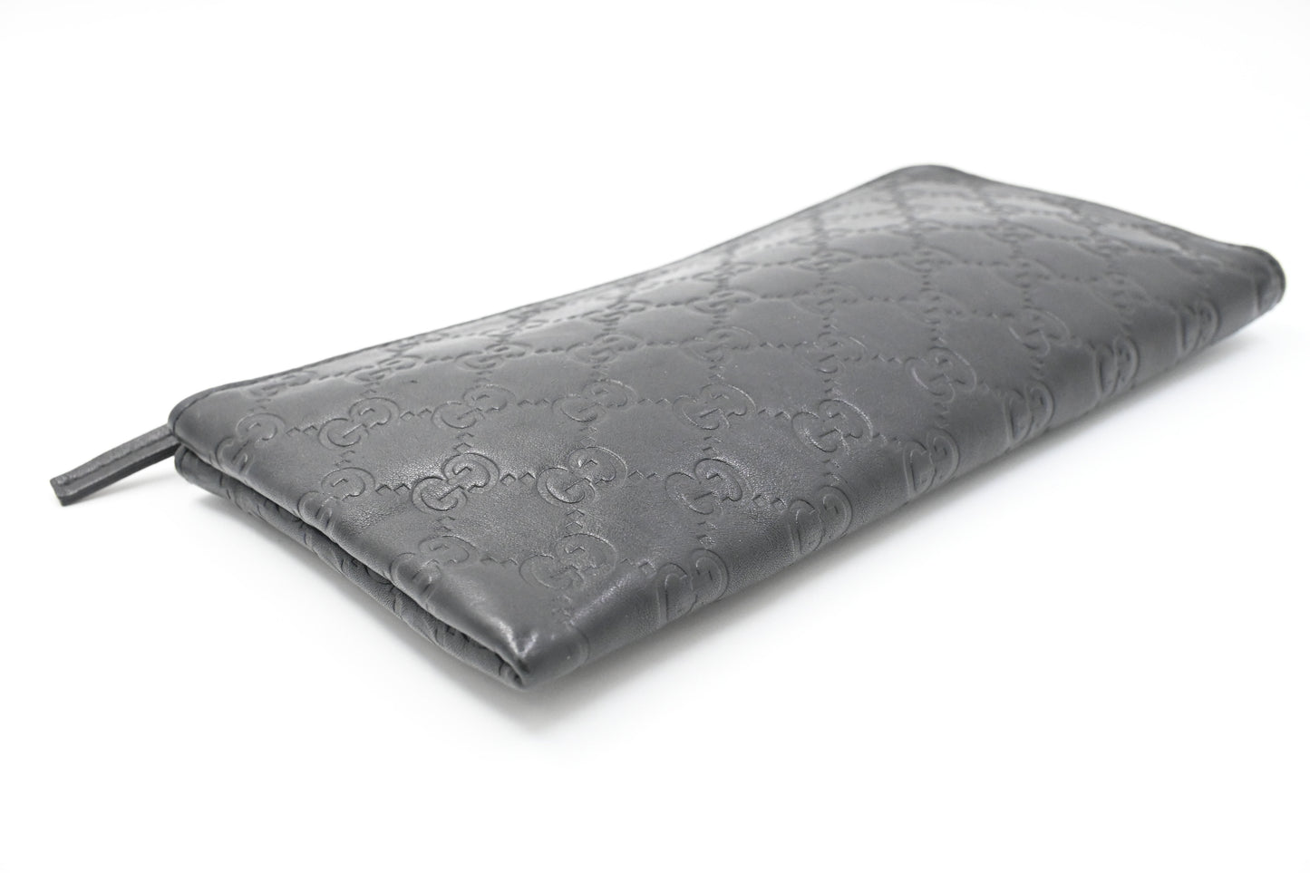 Gucci Pouch in Black Guccissima Leather