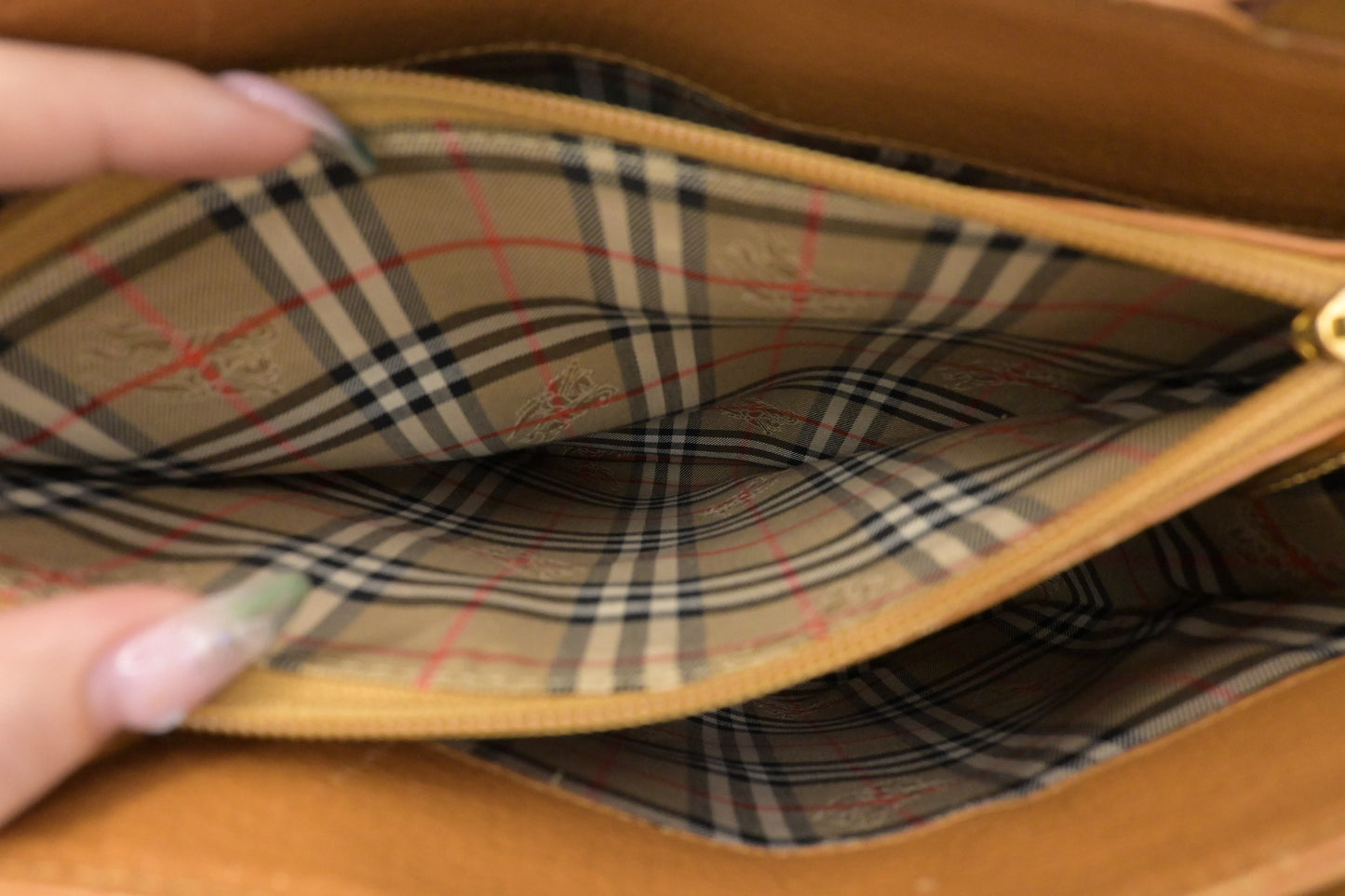 Burberry Handbag in Dark Yellow Leather