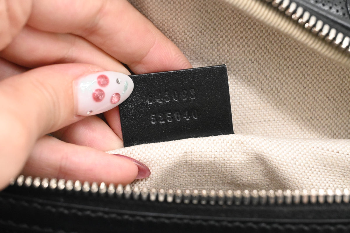 Gucci Bumbag in Black Guccissima Leather