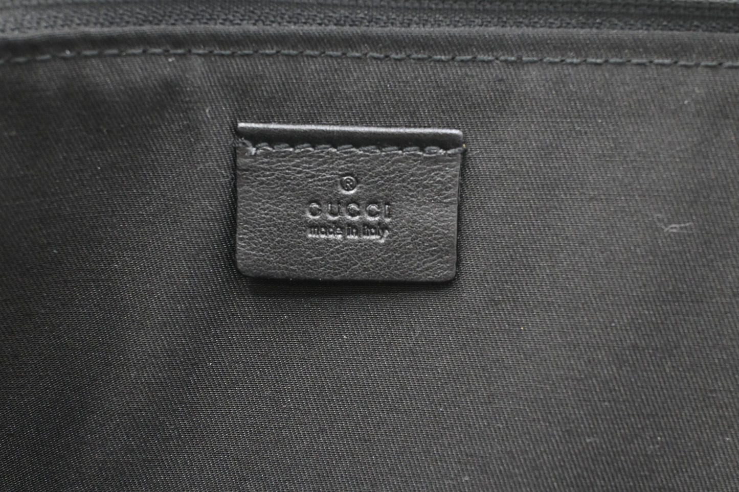 Gucci Pouch in Black Guccissima Leather