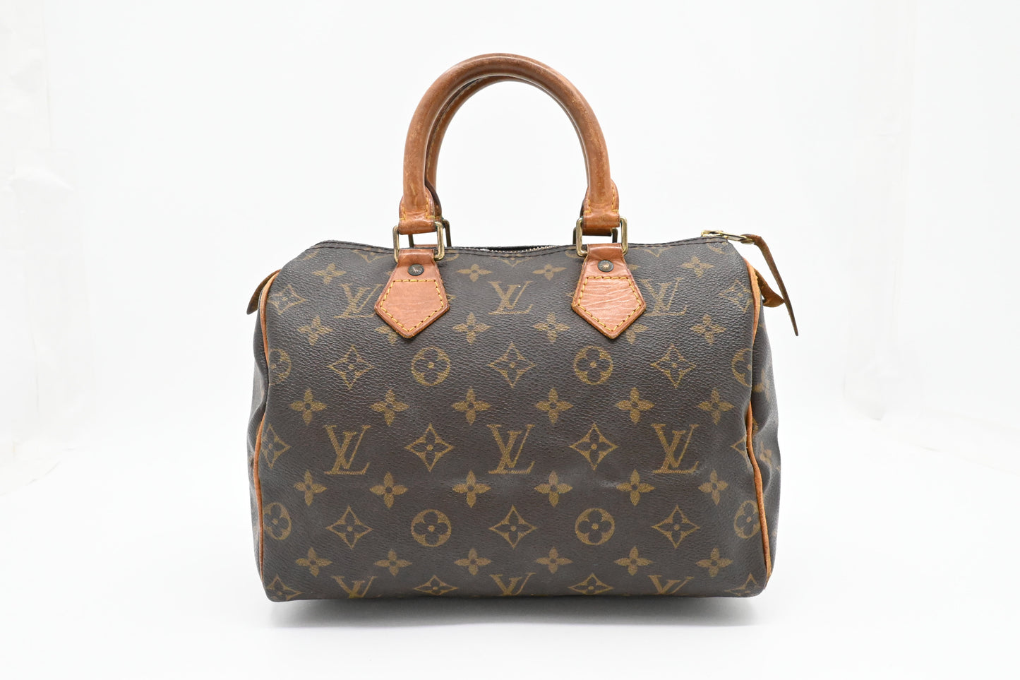 Louis Vuitton Speedy 25 in Monogram Canvas