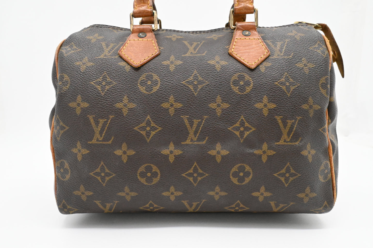 Louis Vuitton Speedy 25 in Monogram Canvas