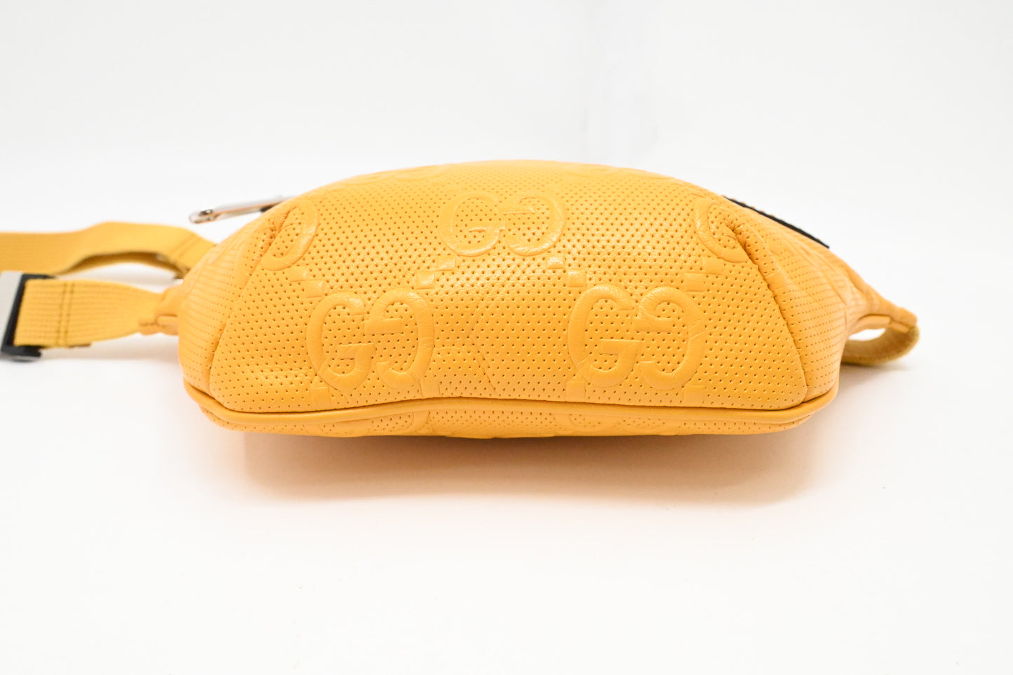 Gucci Bumbag in Yellow Guccissima Leather