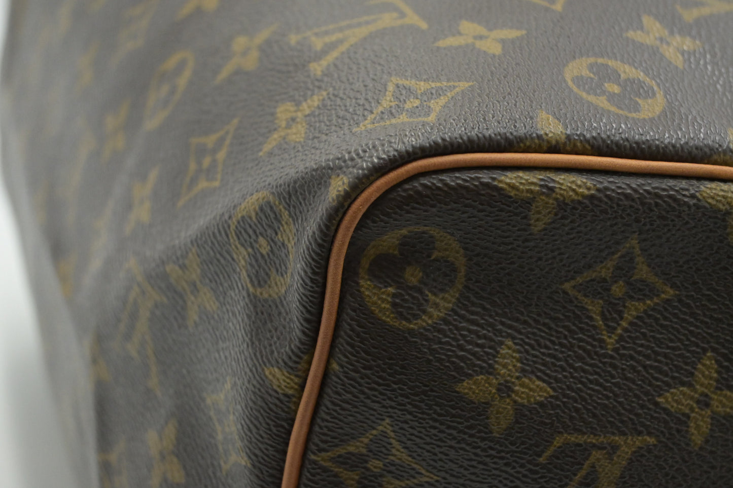 Louis Vuitton Speedy 35 in Monogram Canvas