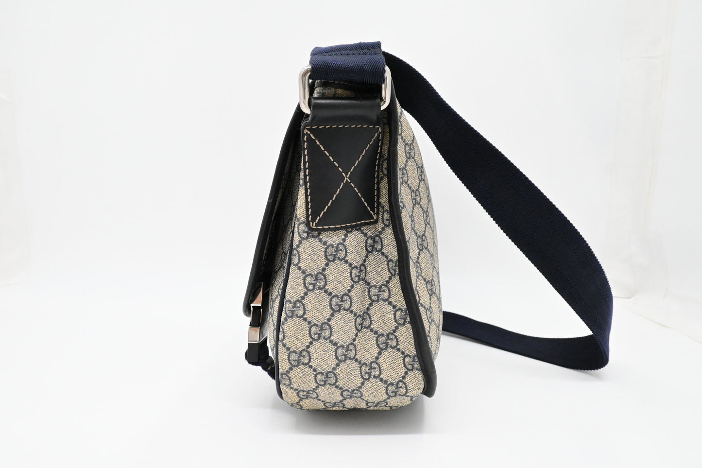 Gucci Messenger Bag in GG Supreme Canvas