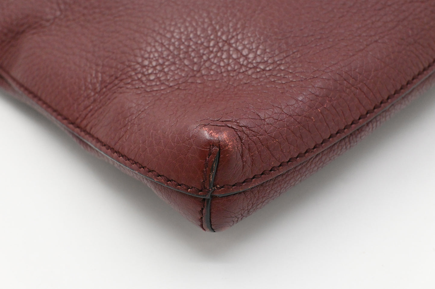 Gucci Wrist Pouch in Burgundy Leather