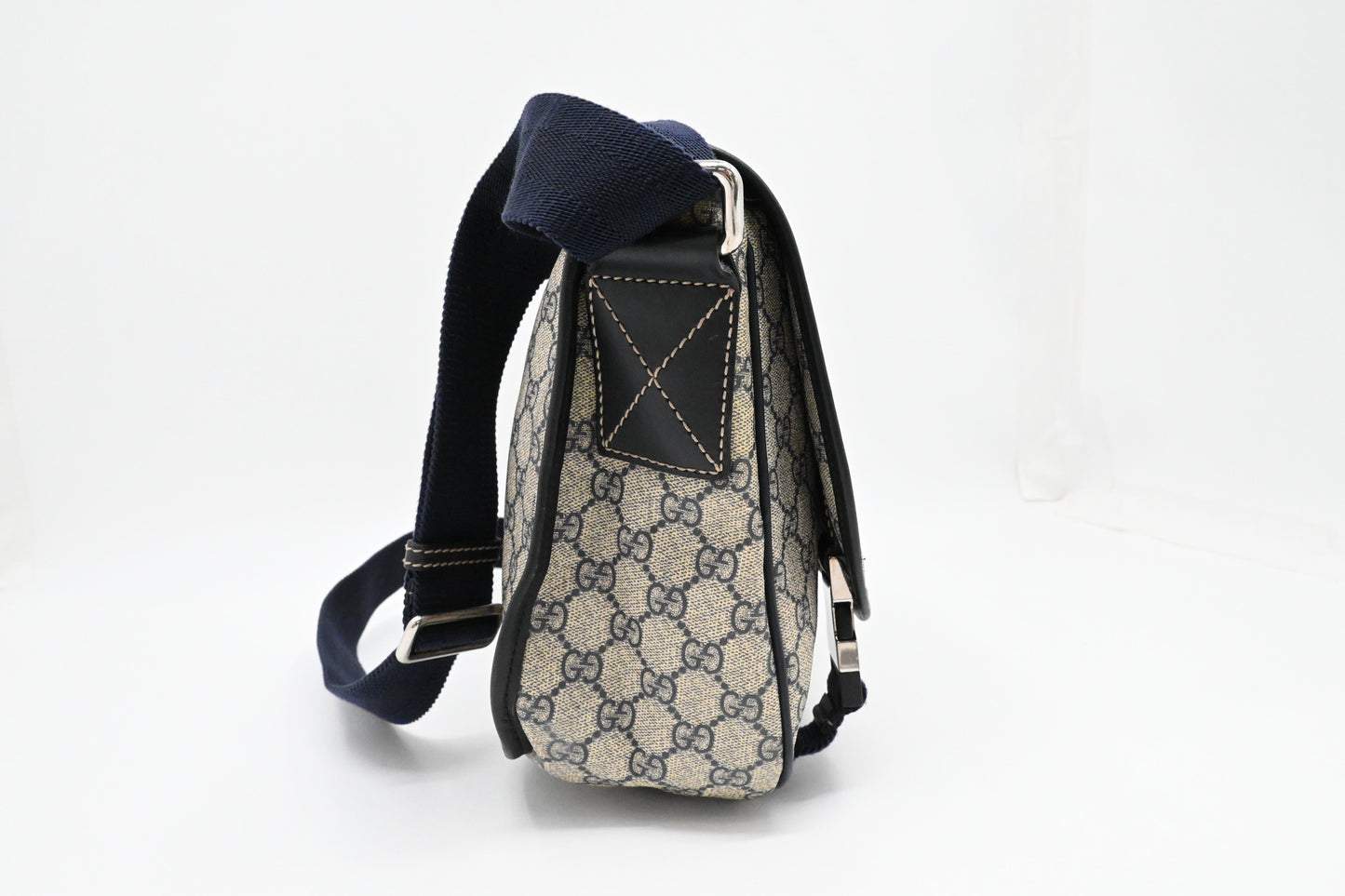 Gucci Messenger Bag in GG Supreme Canvas