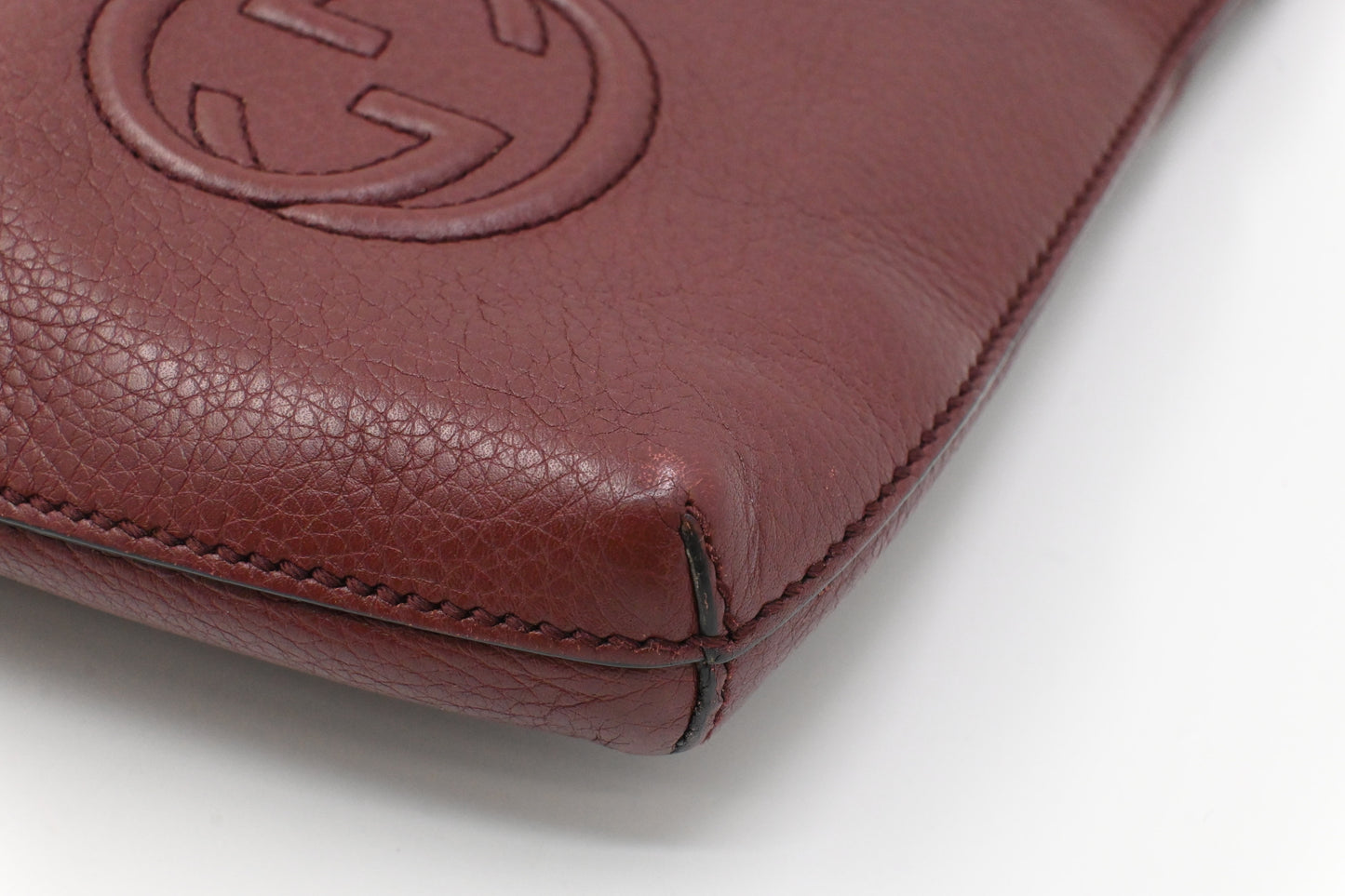 Gucci Wrist Pouch in Burgundy Leather