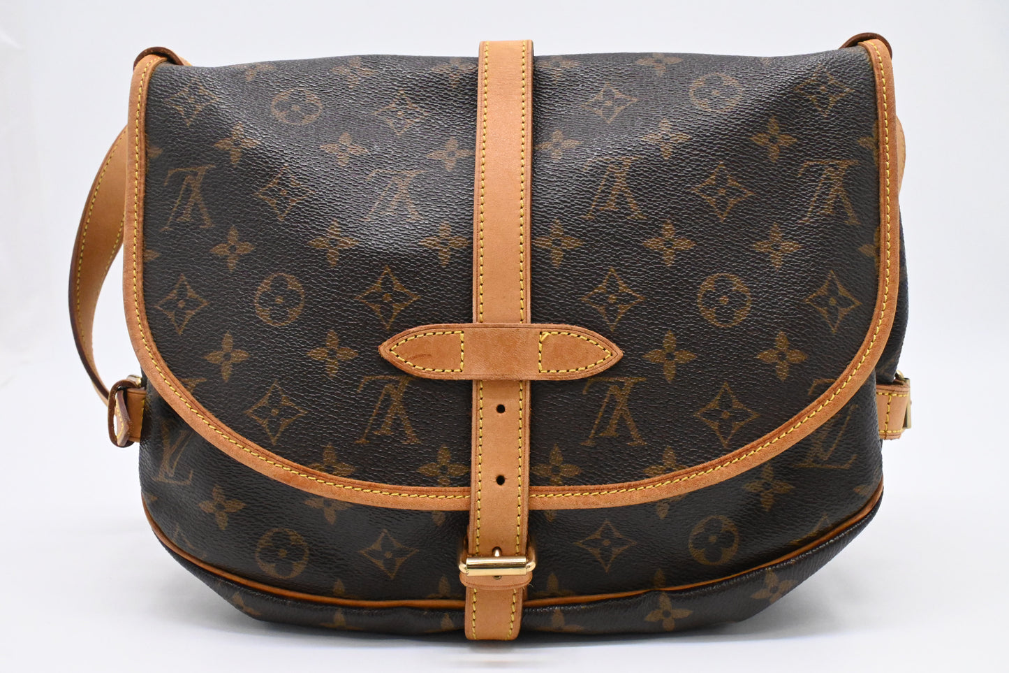Louis Vuitton Saumur 30 in Monogram Canvas
