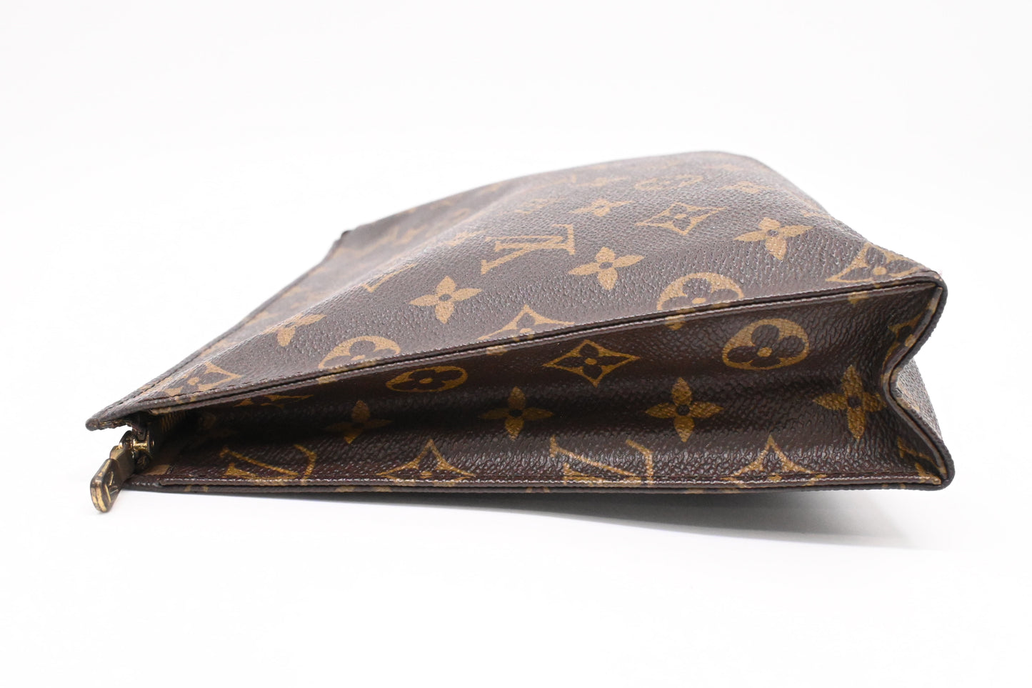 Louis Vuitton Toiletry 26 in Monogram Canvas