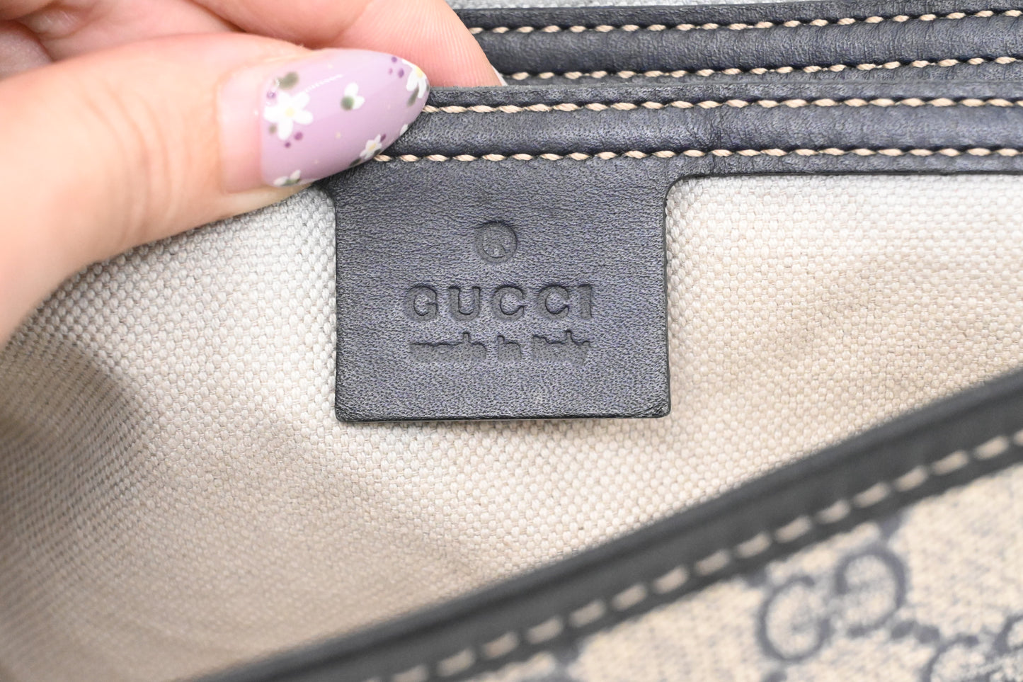 Gucci Messenger Bag in GG Supreme Canvas