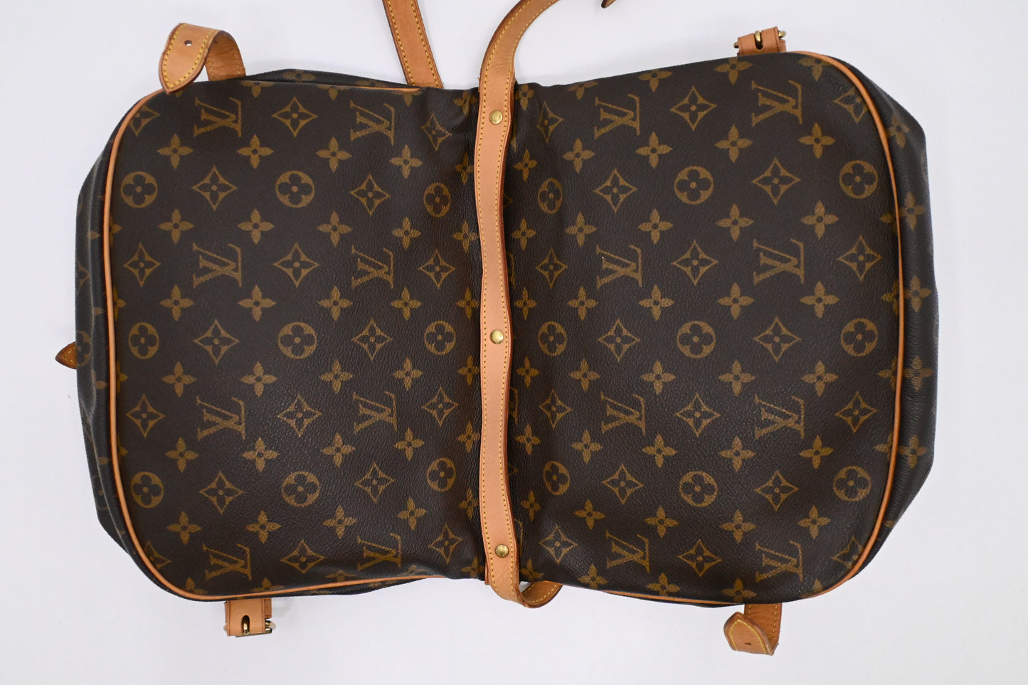 Louis Vuitton Saumur 30 in Monogram Canvas