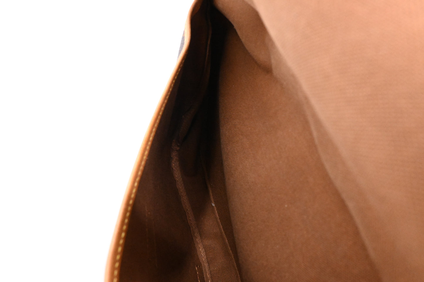 Louis Vuitton Saumur 30 in Monogram Canvas
