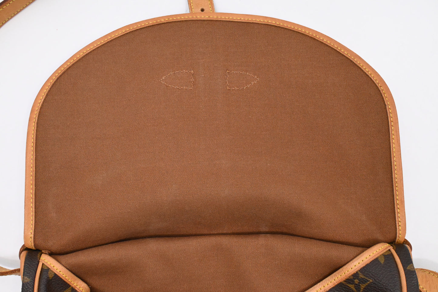 Louis Vuitton Saumur 30 in Monogram Canvas