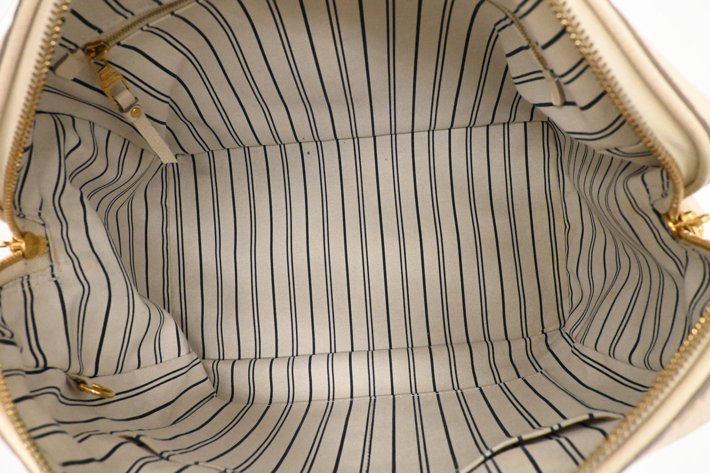 Louis Vuitton Speedy 30 Bandouliere in Off White Empreinte Leather