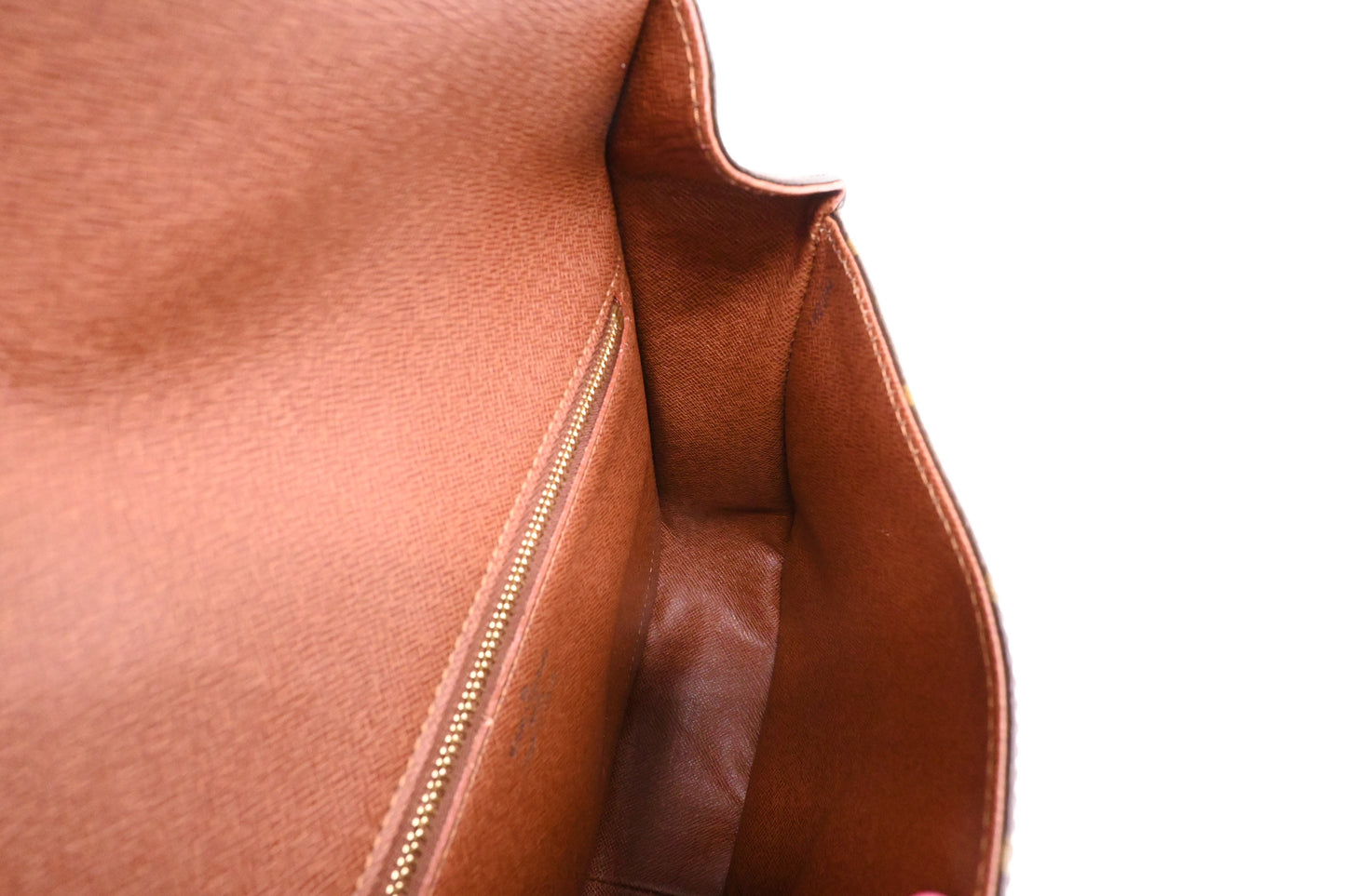 Louis Vuitton Saint Cloud GM in Monogram Canvas