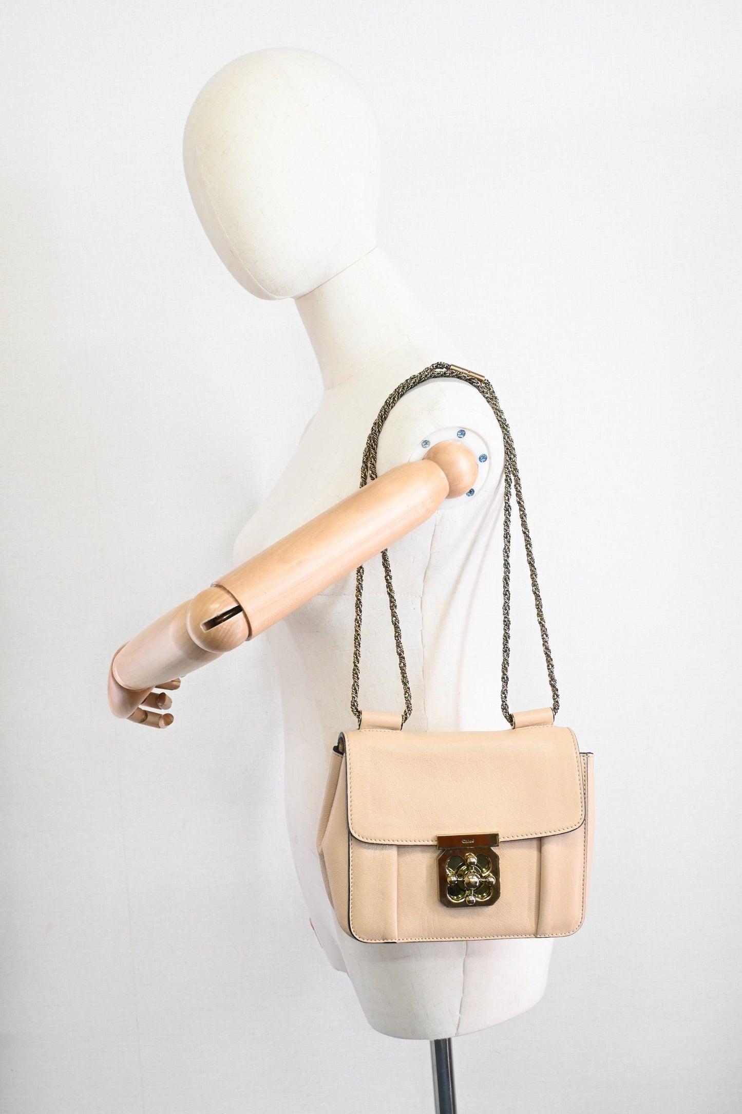 Chloe Elsie Shoulder Bag in Beige Leather