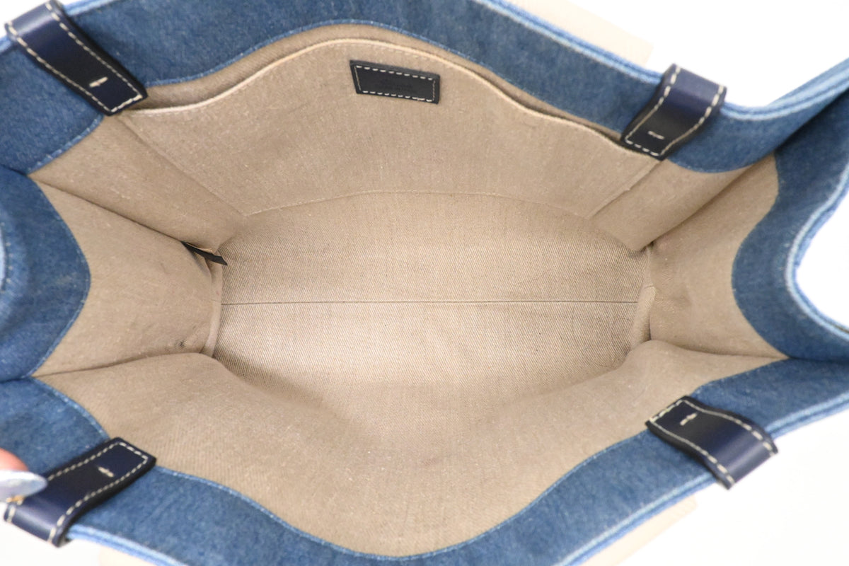 Chloé Medium Woody Tote in Denim Canvas
