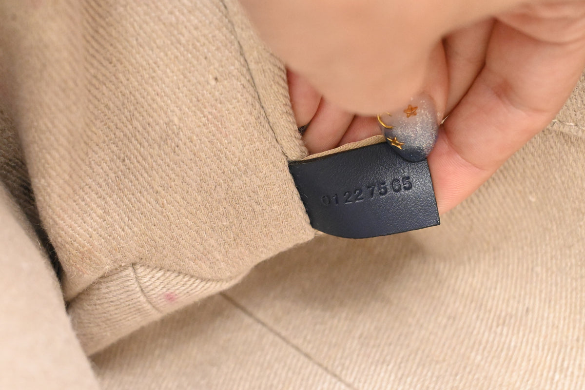 Chloé Medium Woody Tote in Denim Canvas