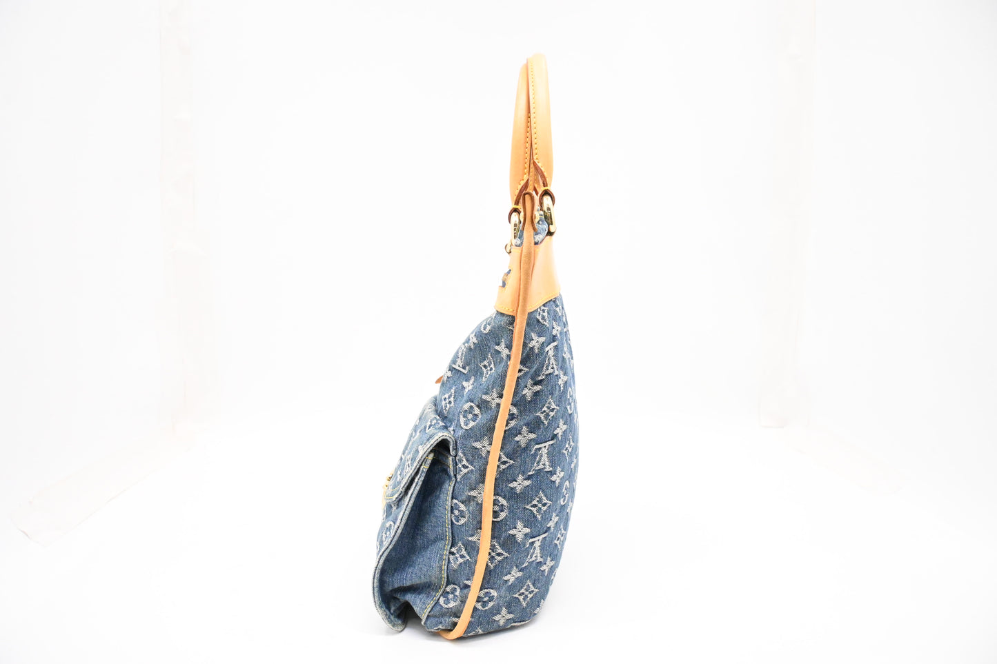 Louis Vuitton Flat Shopper in Blue Denim Canvas