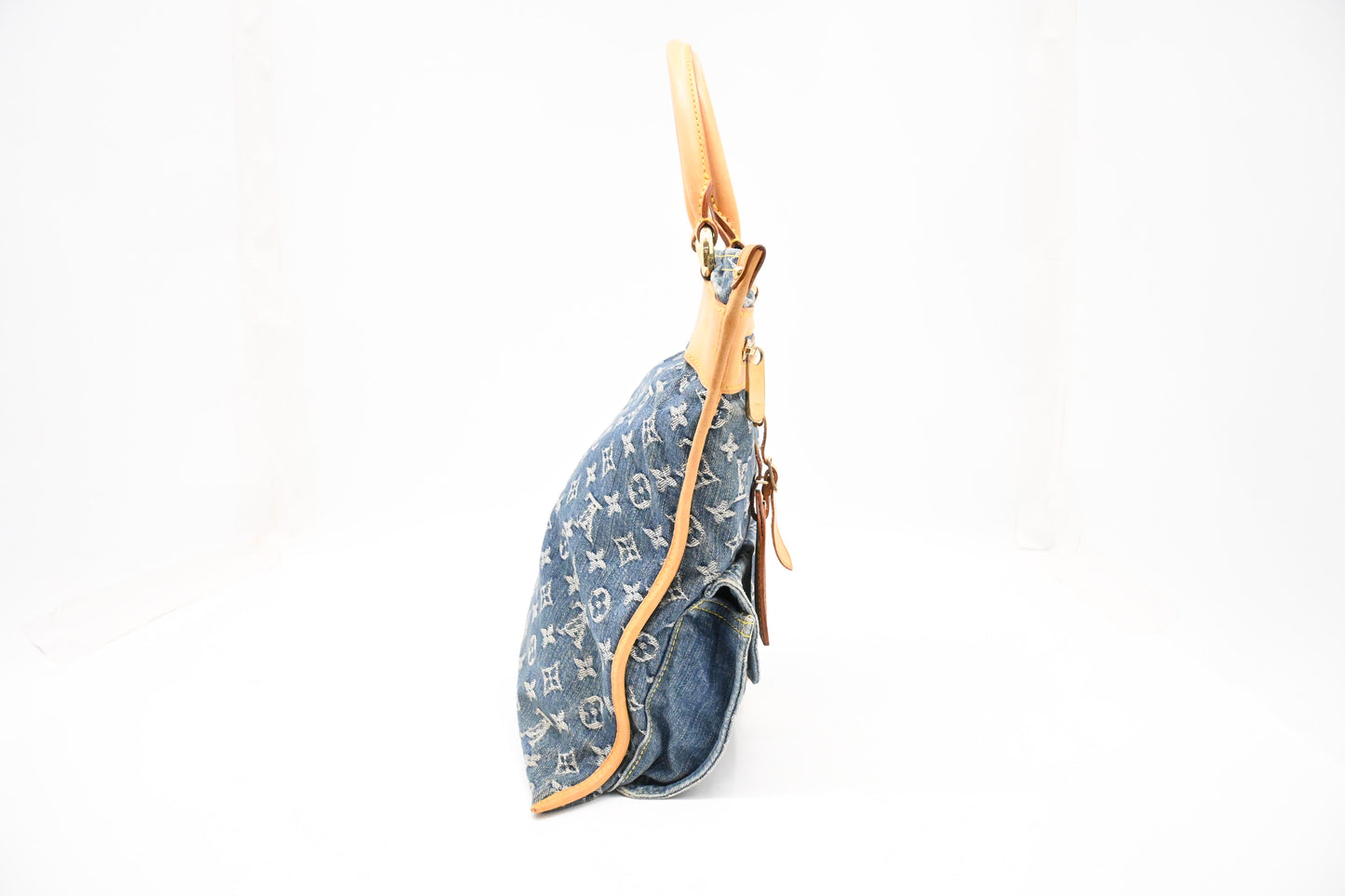 Louis Vuitton Flat Shopper in Blue Denim Canvas