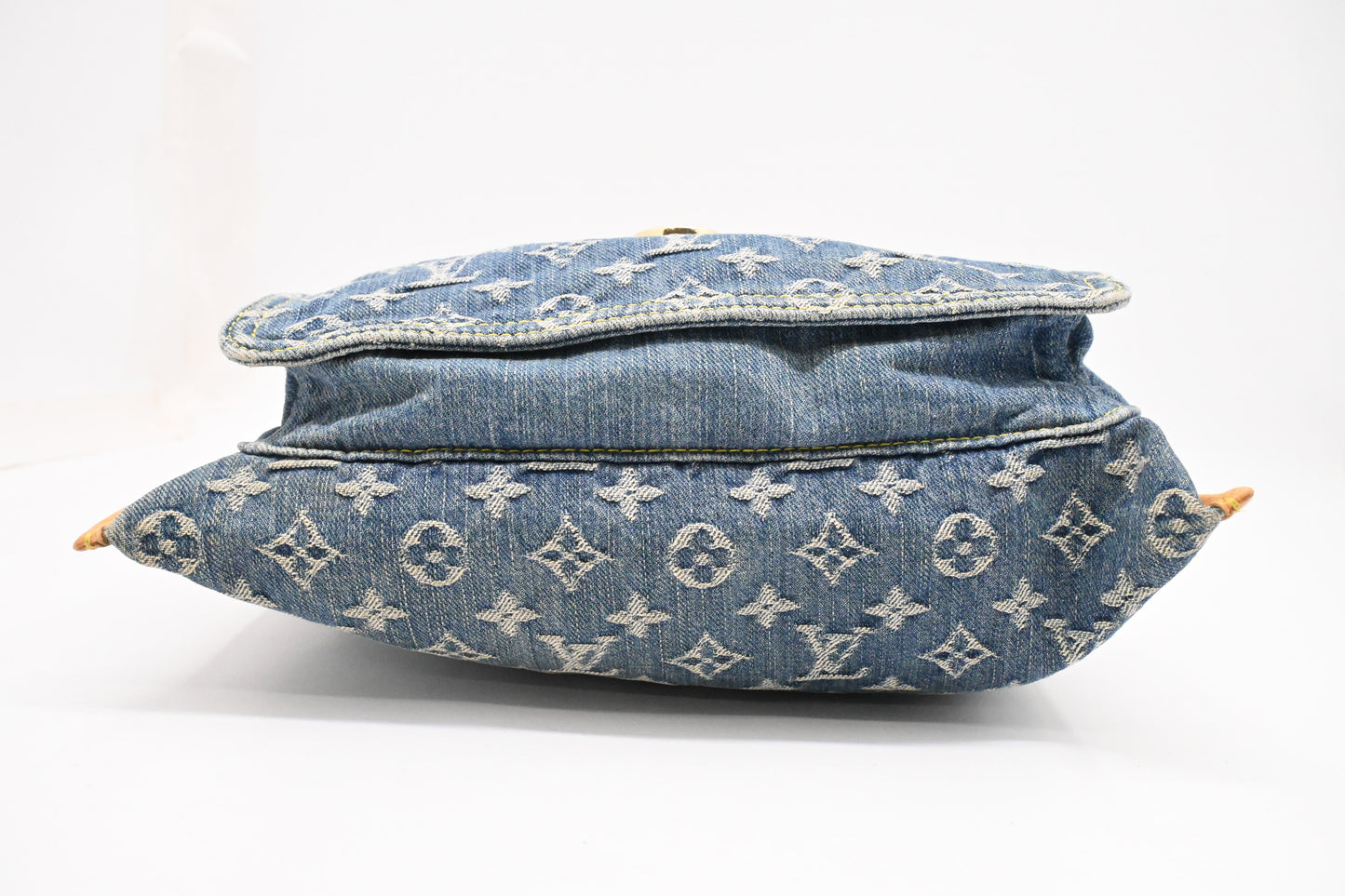 Louis Vuitton Flat Shopper in Blue Denim Canvas