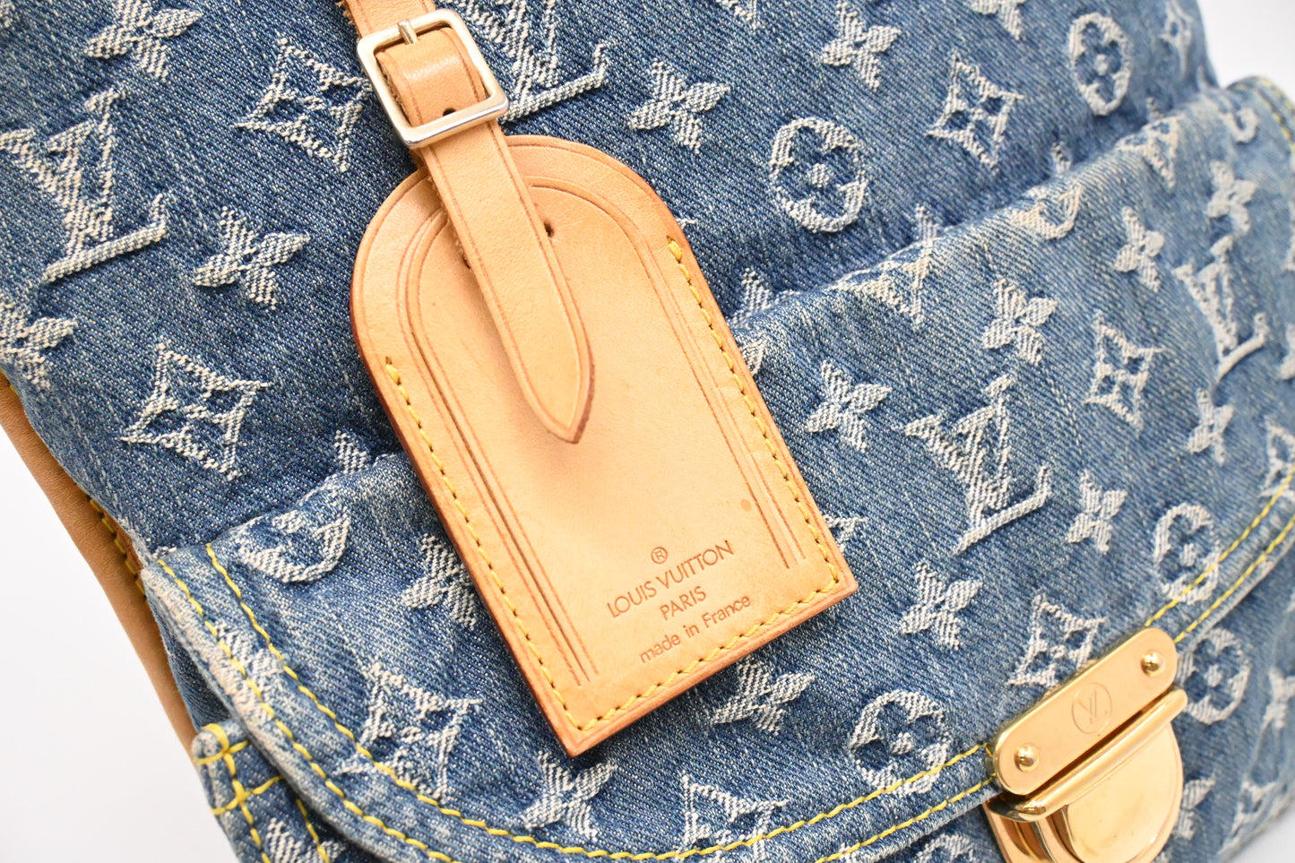 Louis Vuitton Flat Shopper in Blue Denim Canvas