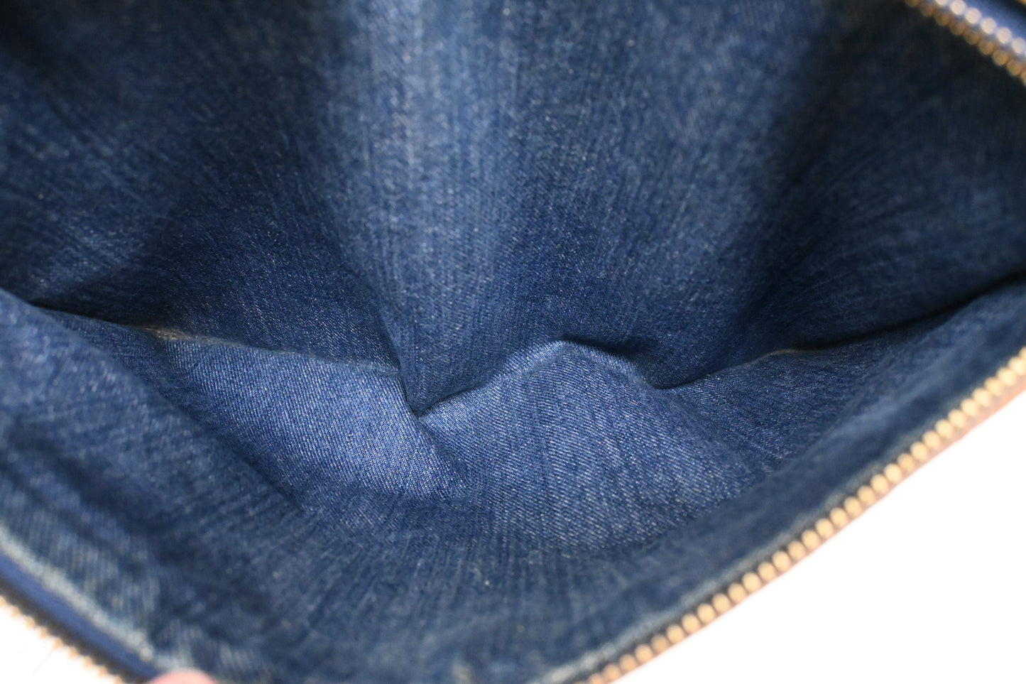 Louis Vuitton Flat Shopper in Blue Denim Canvas