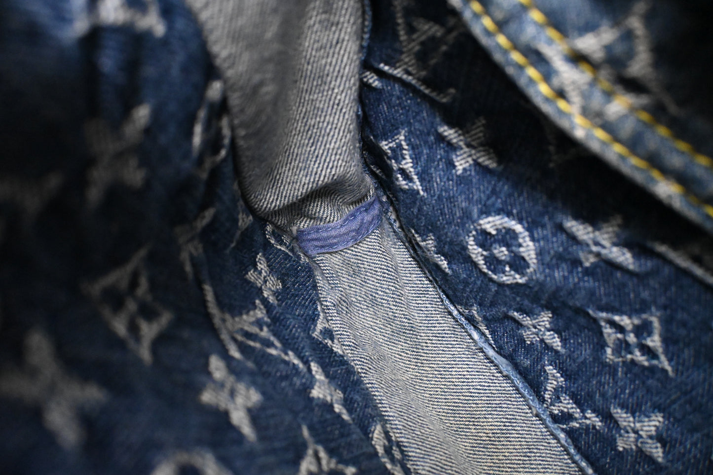 Louis Vuitton Flat Shopper in Blue Denim Canvas