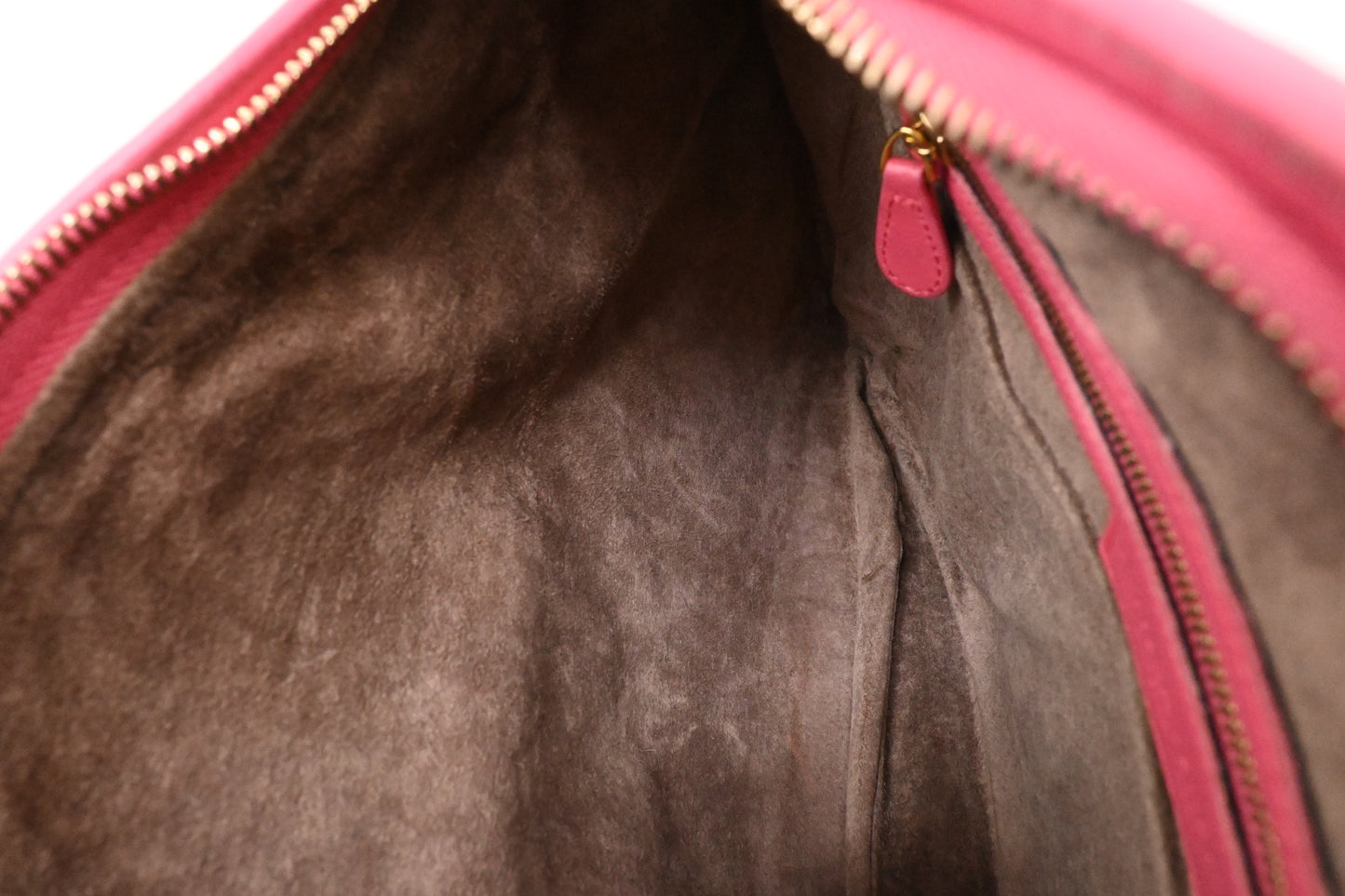 Bottega Veneta Hobo Bag in Pink Intrecciato Leather