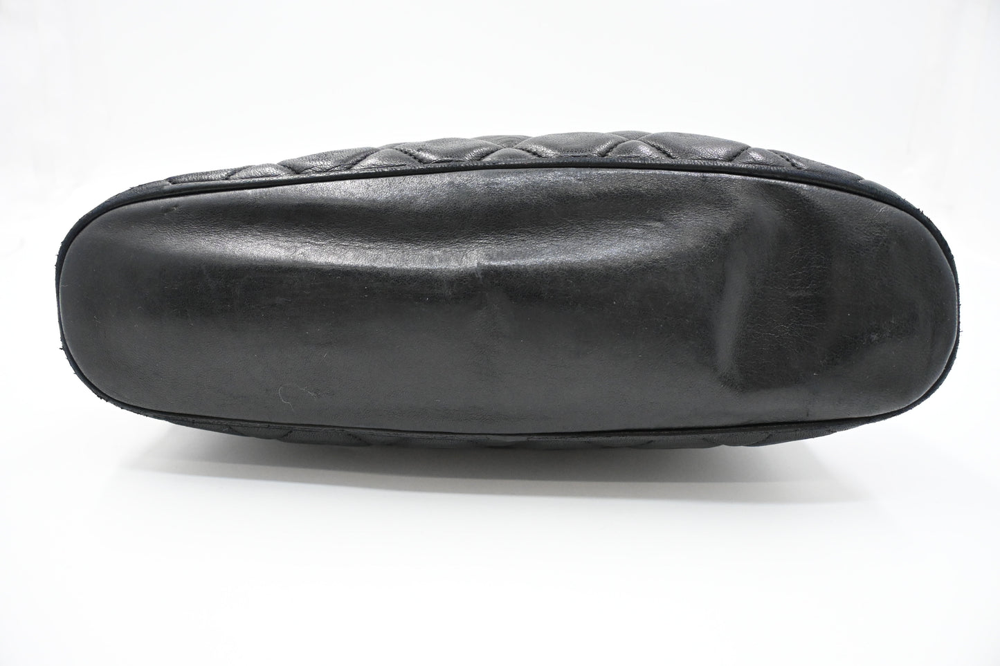 Chanel Shoulder Bag in Black Mattelassé Leather