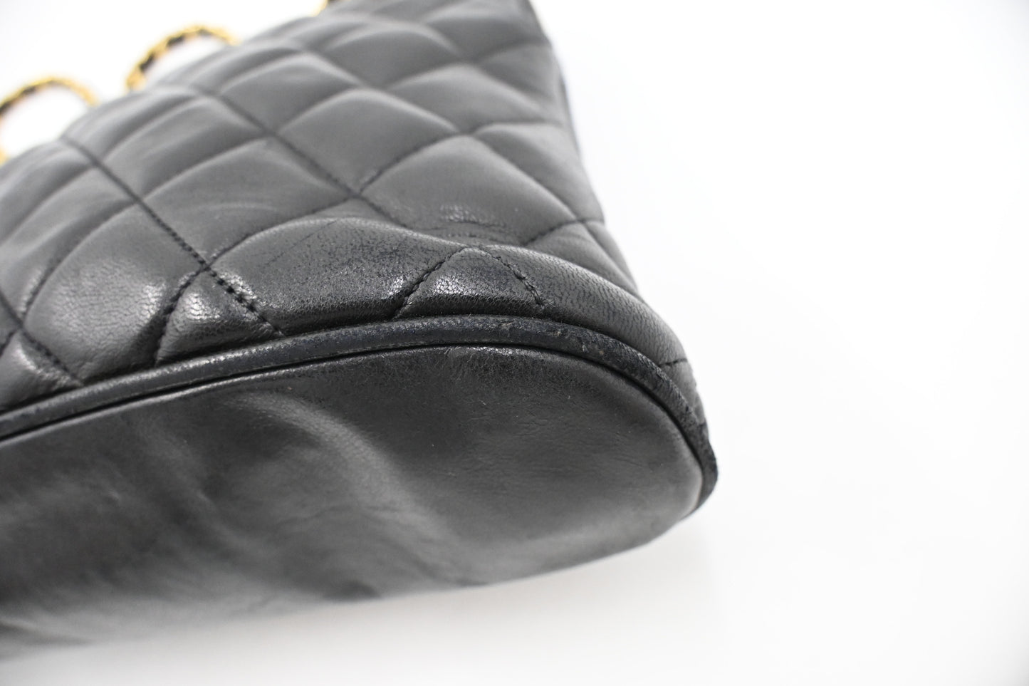Chanel Shoulder Bag in Black Mattelassé Leather