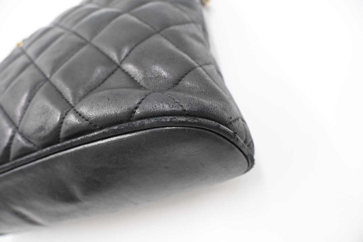 Chanel Shoulder Bag in Black Mattelassé Leather