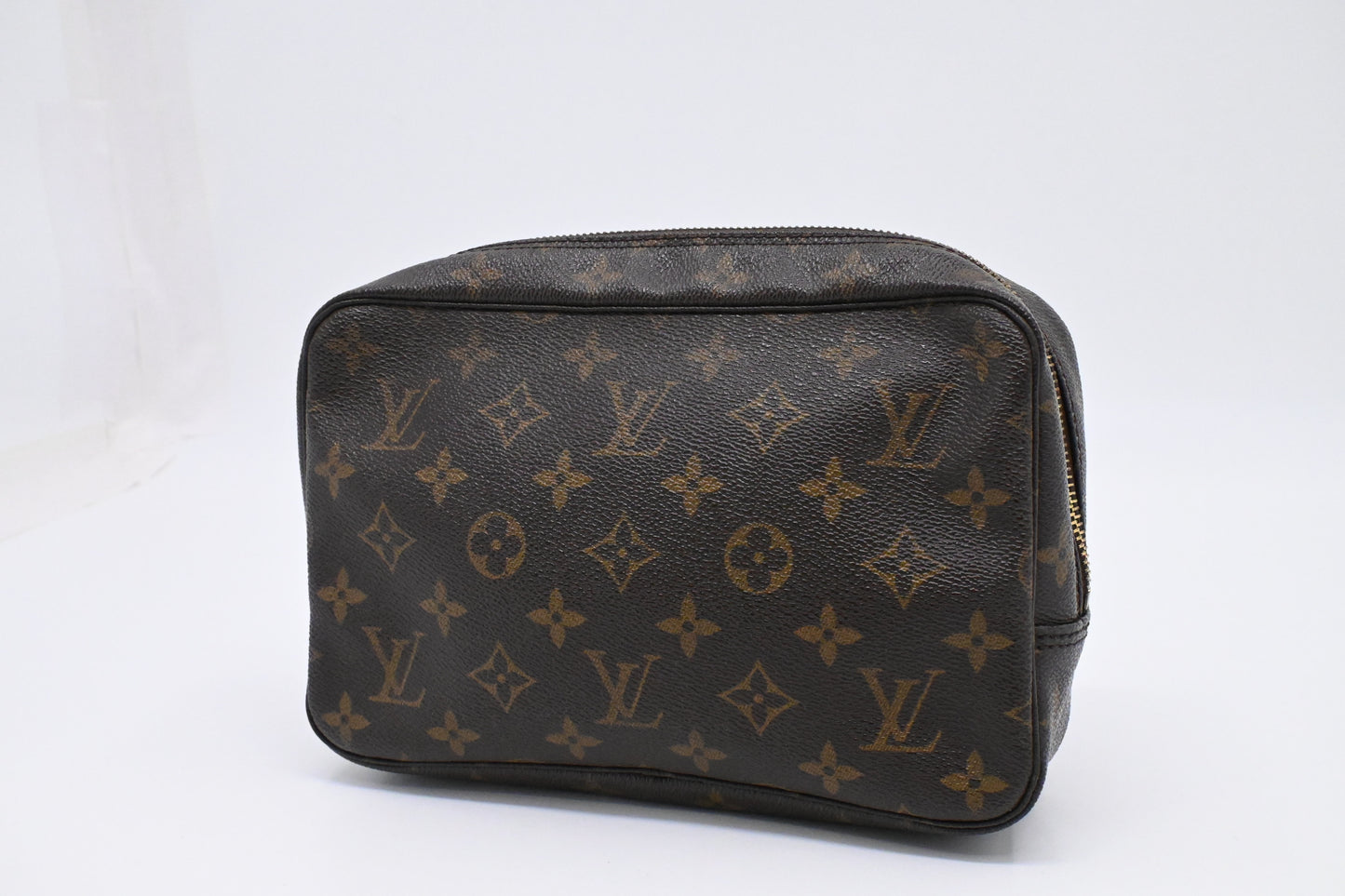 Louis Vuitton Trousse 23 in Monogram Canvas