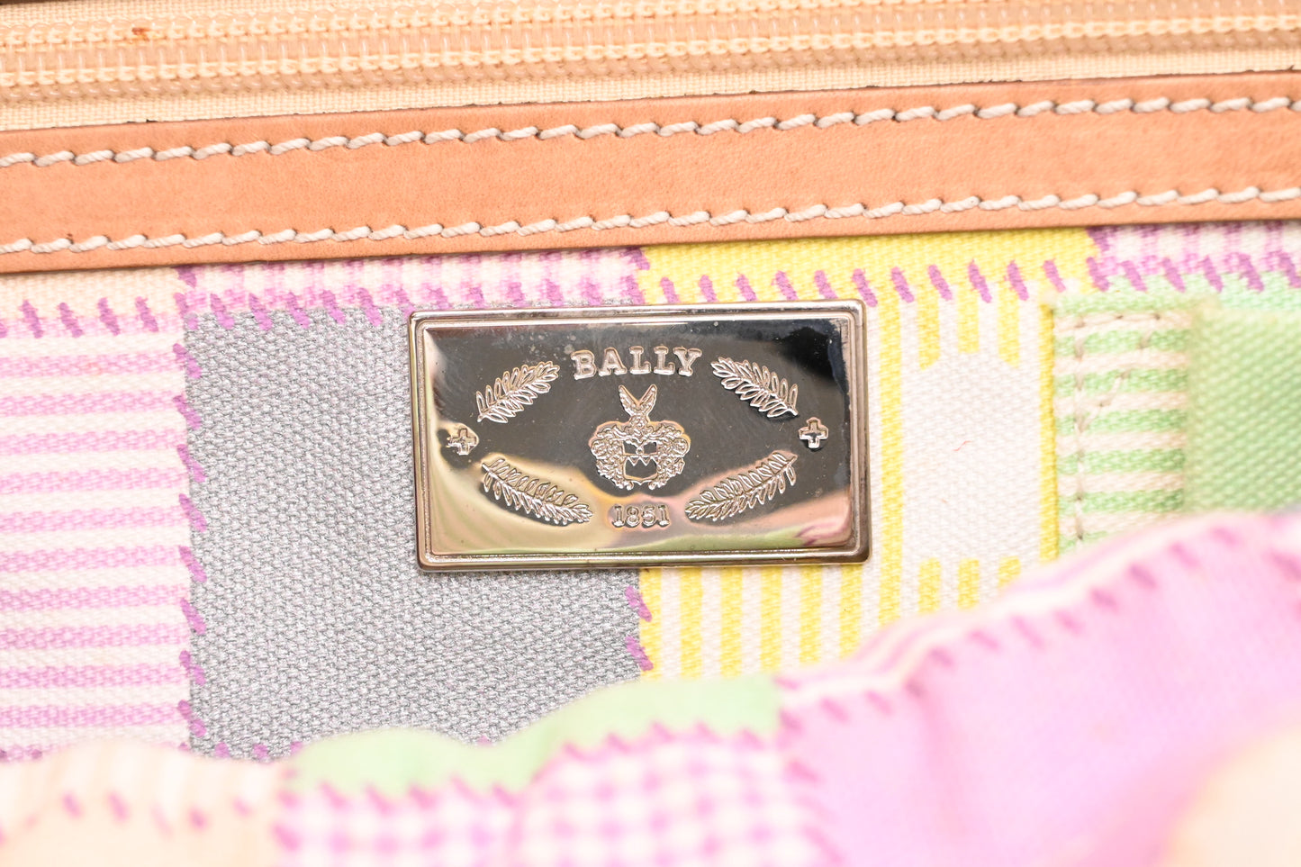 Bally Tote Bag in Multicolor Canvas and Beige Wicker