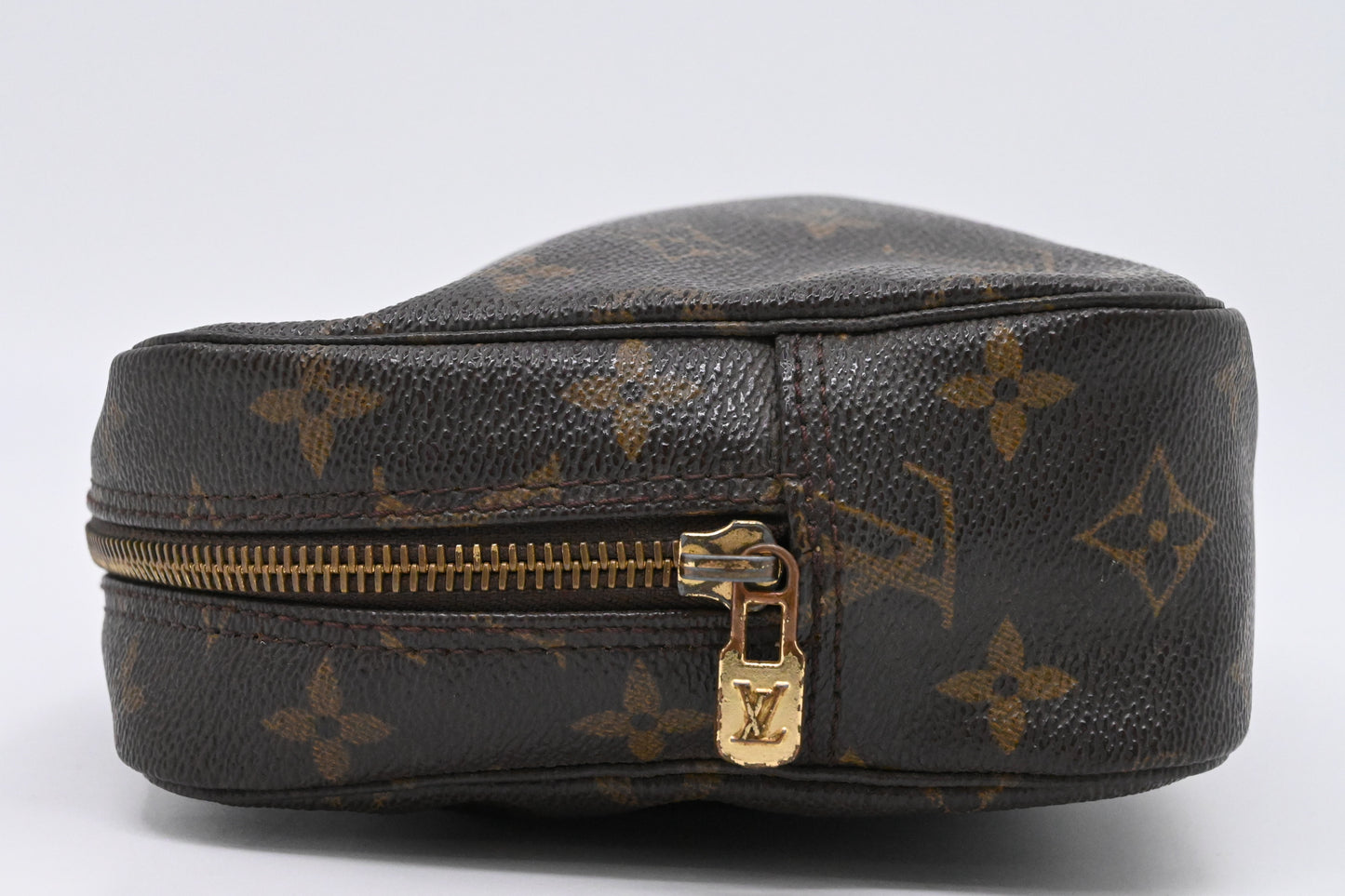 Louis Vuitton Trousse 23 in Monogram Canvas
