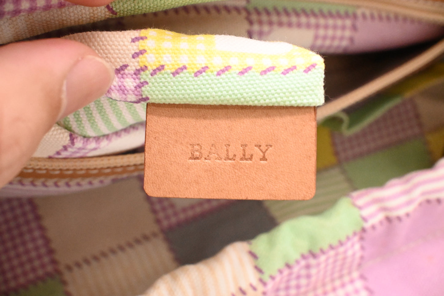 Bally Tote Bag in Multicolor Canvas and Beige Wicker