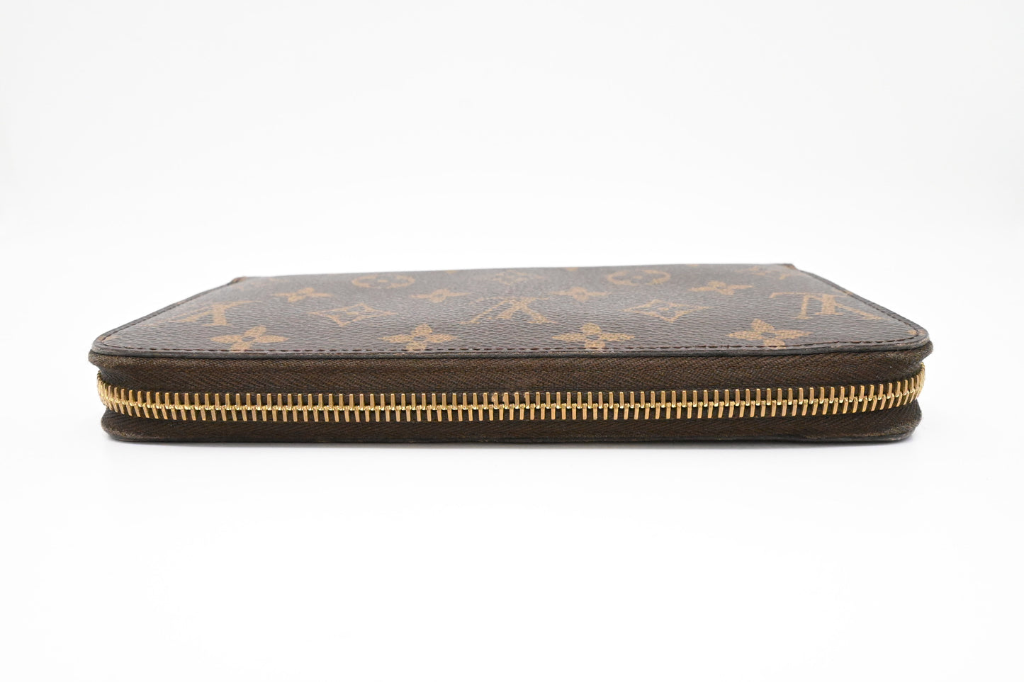 Louis Vuitton Zippy Wallet in Monogram Canvas
