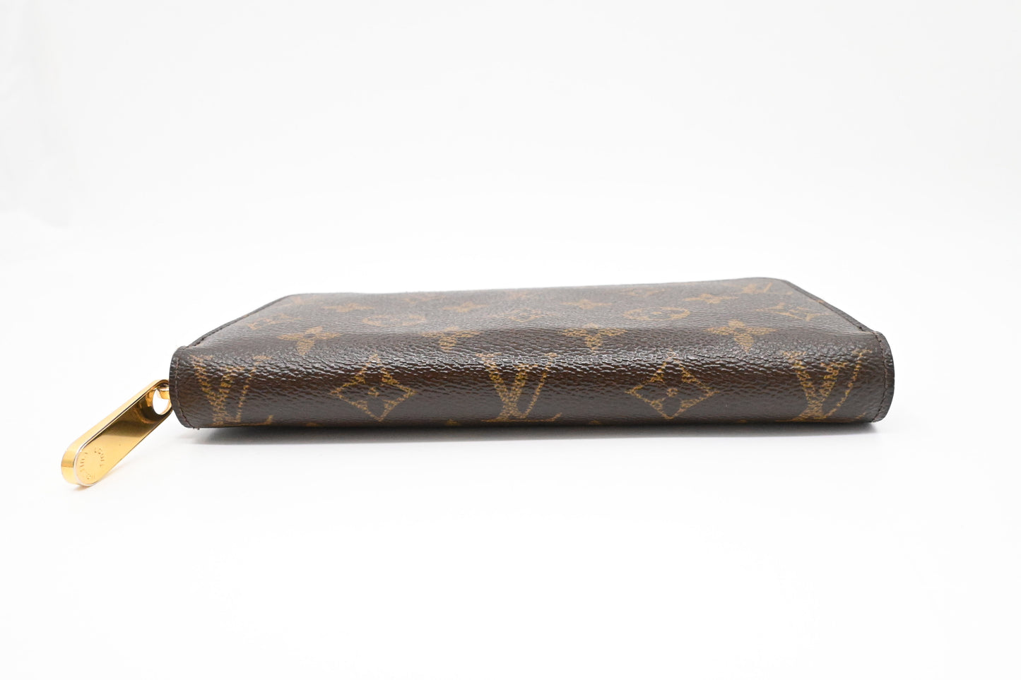 Louis Vuitton Zippy Wallet in Monogram Canvas