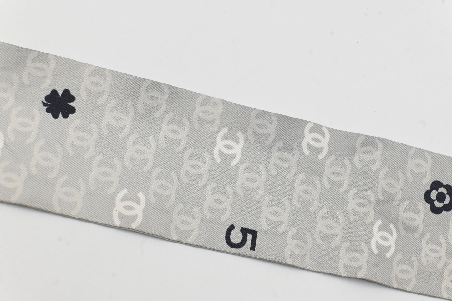 Chanel CC Bandeau in Gray-Green Silk