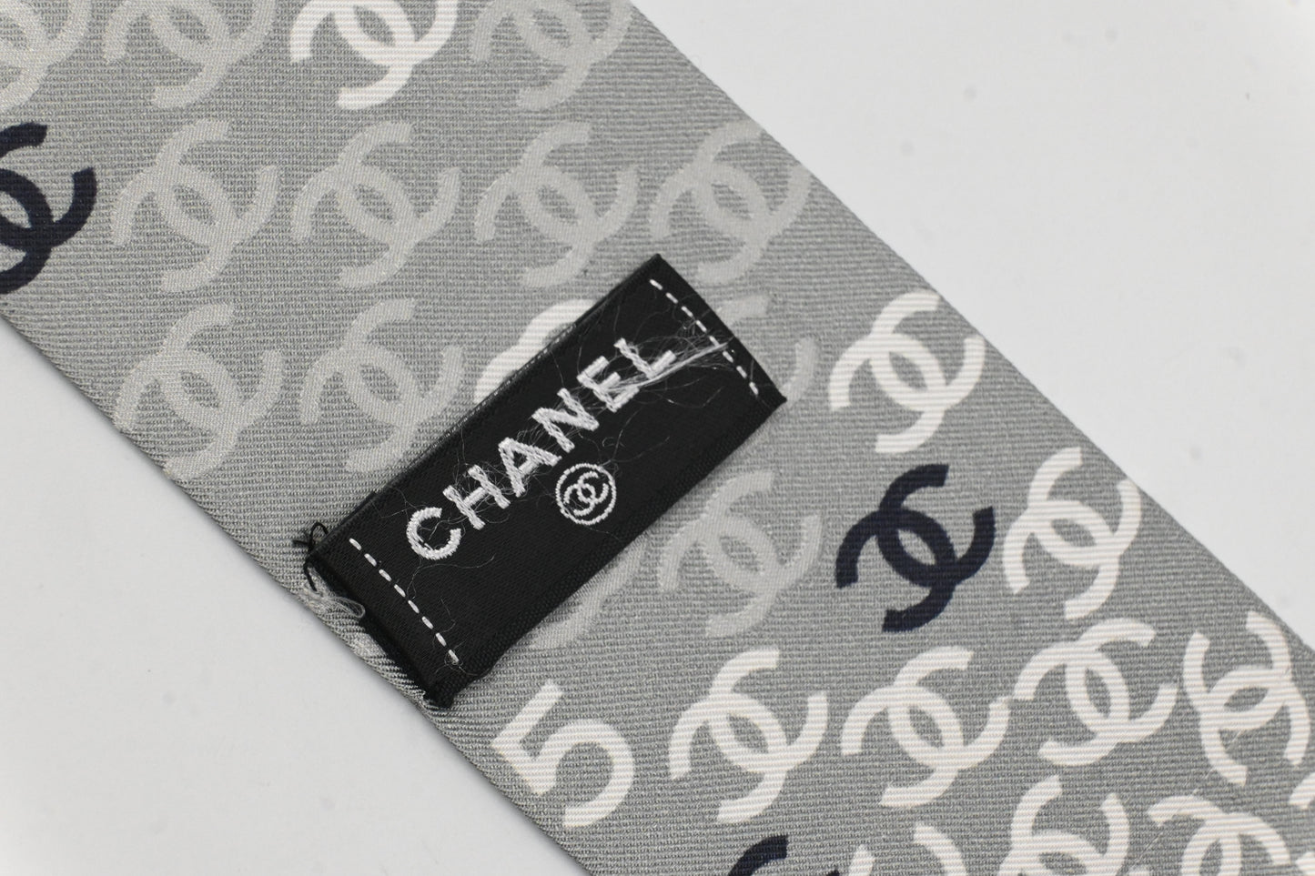 Chanel CC Bandeau in Gray-Green Silk
